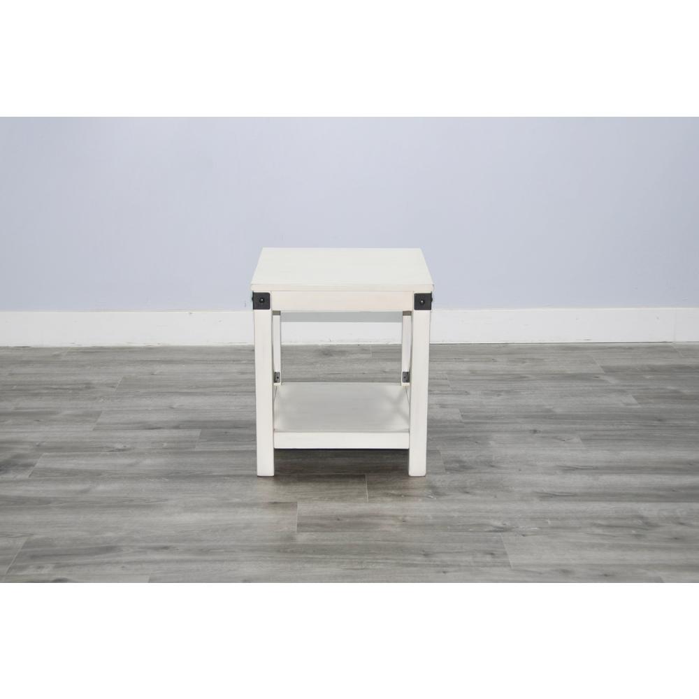 Sunny Designs Bayside White Wood End Table. Picture 4