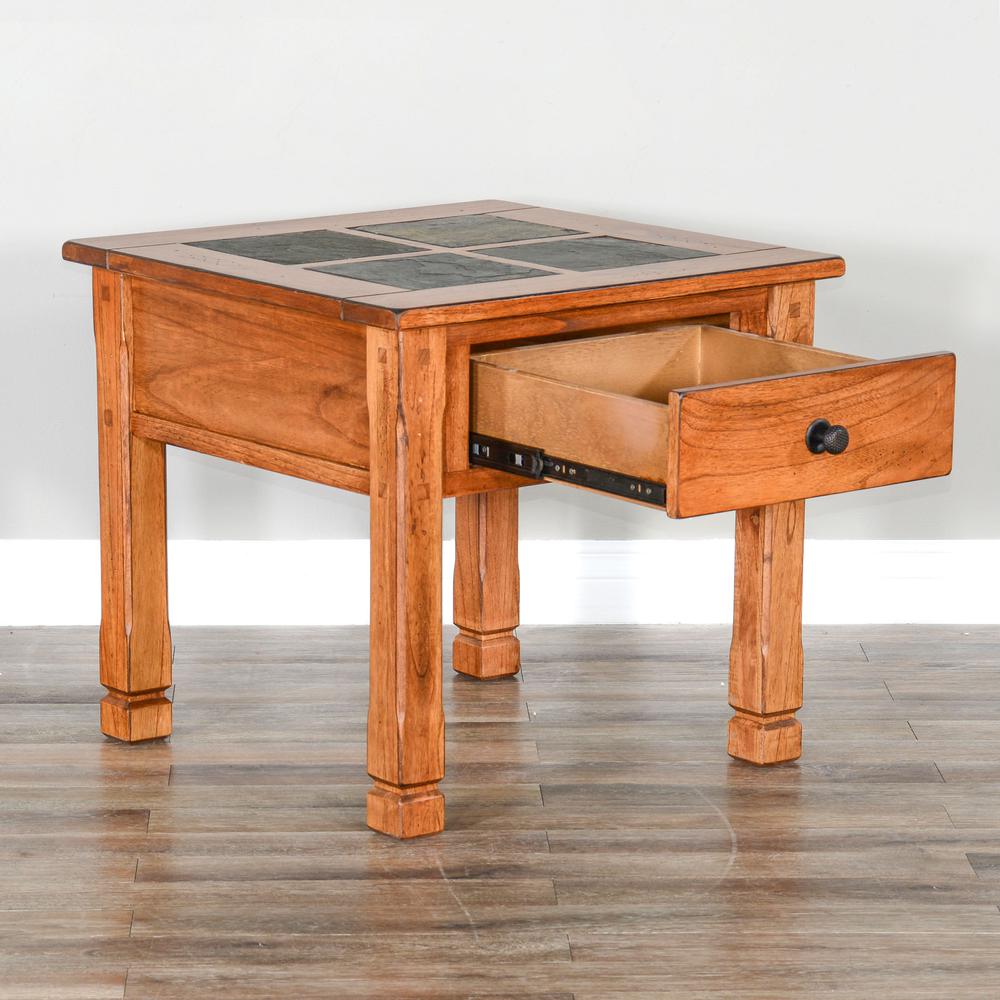 Sunny Designs Sedona 26" Transitional Wood End Table in Rustic Oak. Picture 3