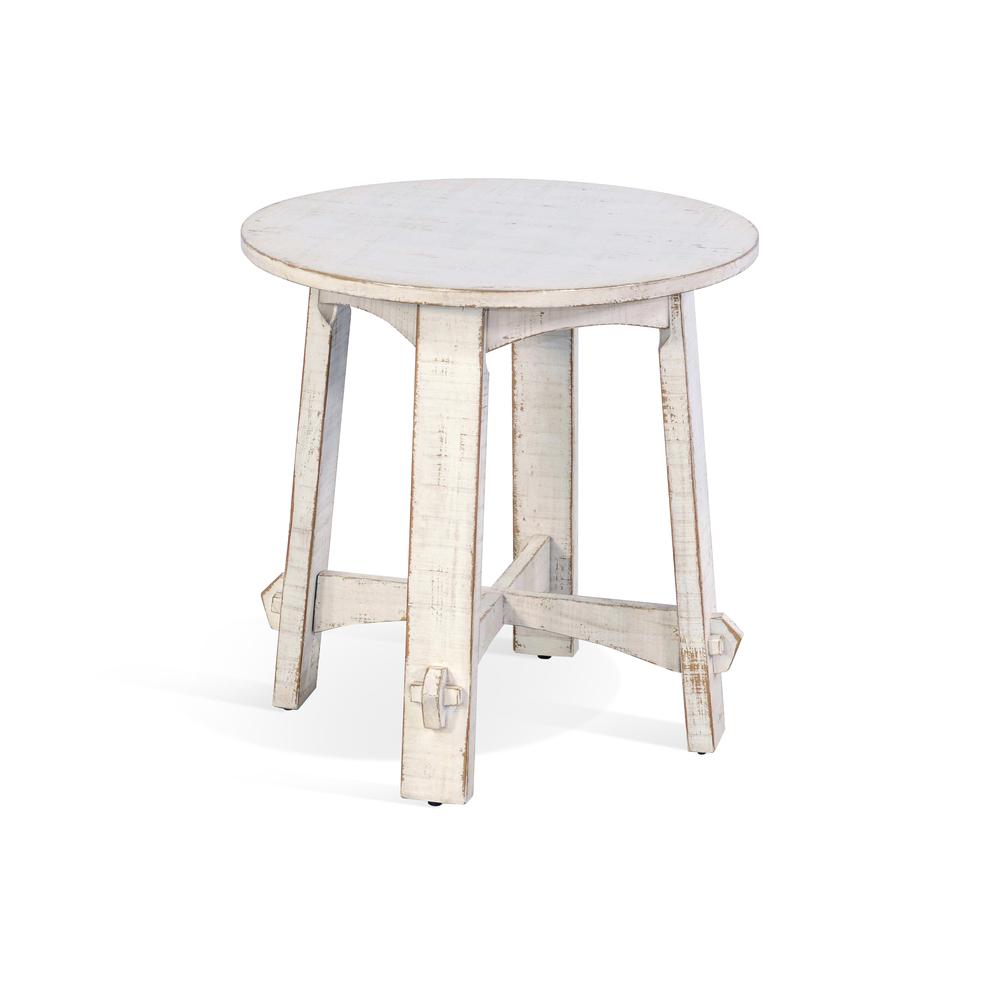 Sunny Designs White Sand End Table. Picture 1