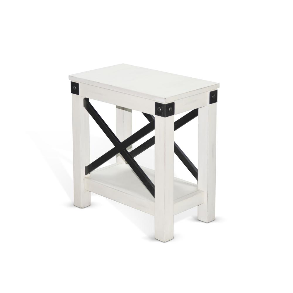Sunny Designs Bayside White Wood Chair Side Table. Picture 1