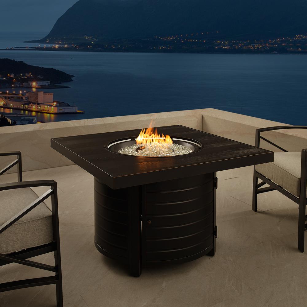 ﻿Yorke Square Aluminum LPG/NG Fire Pit. Picture 4