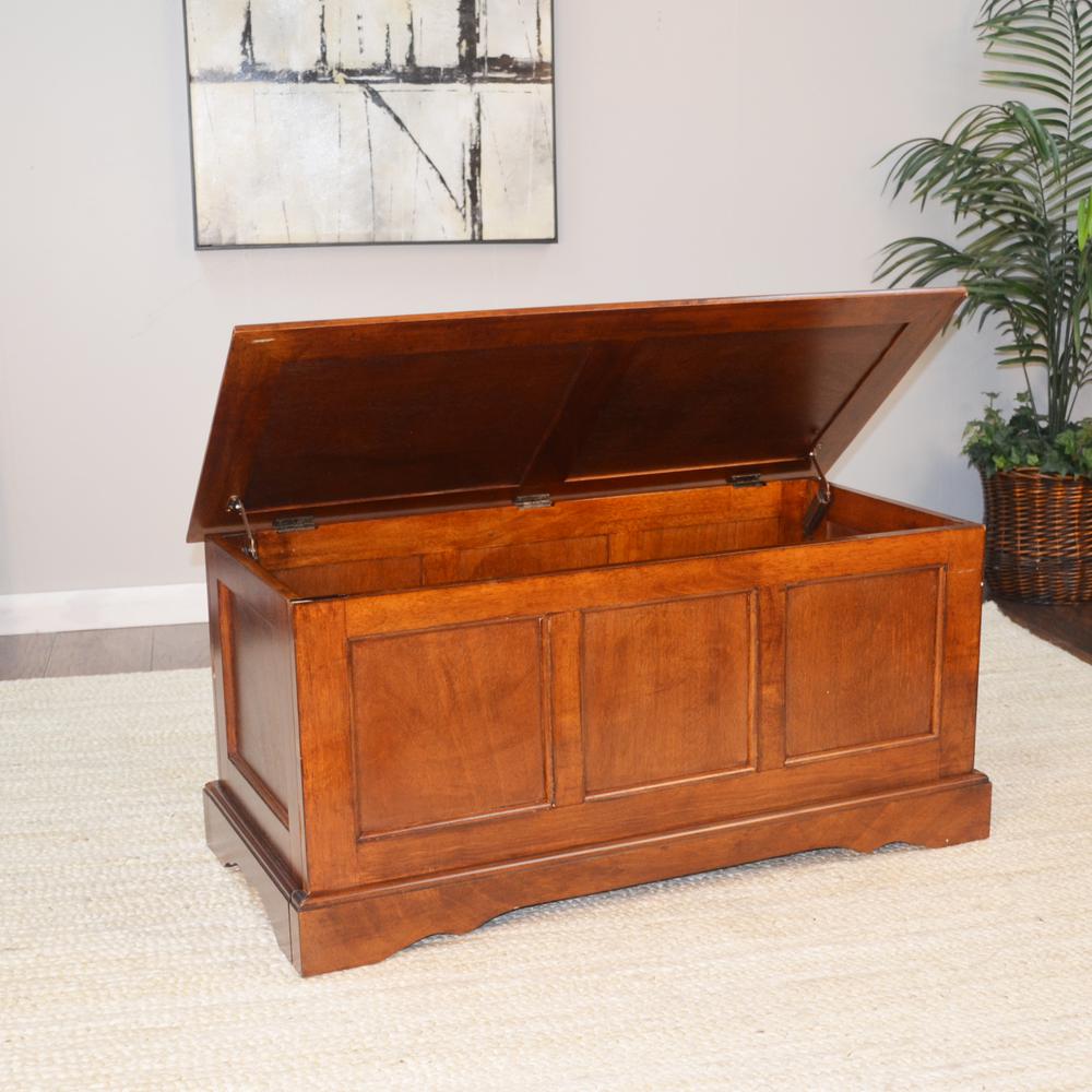 Camden Blanket Chest - Chestnut. Picture 10