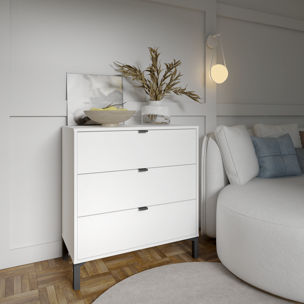 Modern Dresser for Bedroom – 3- Drawer Chest of Drawers – Oak. Picture 3