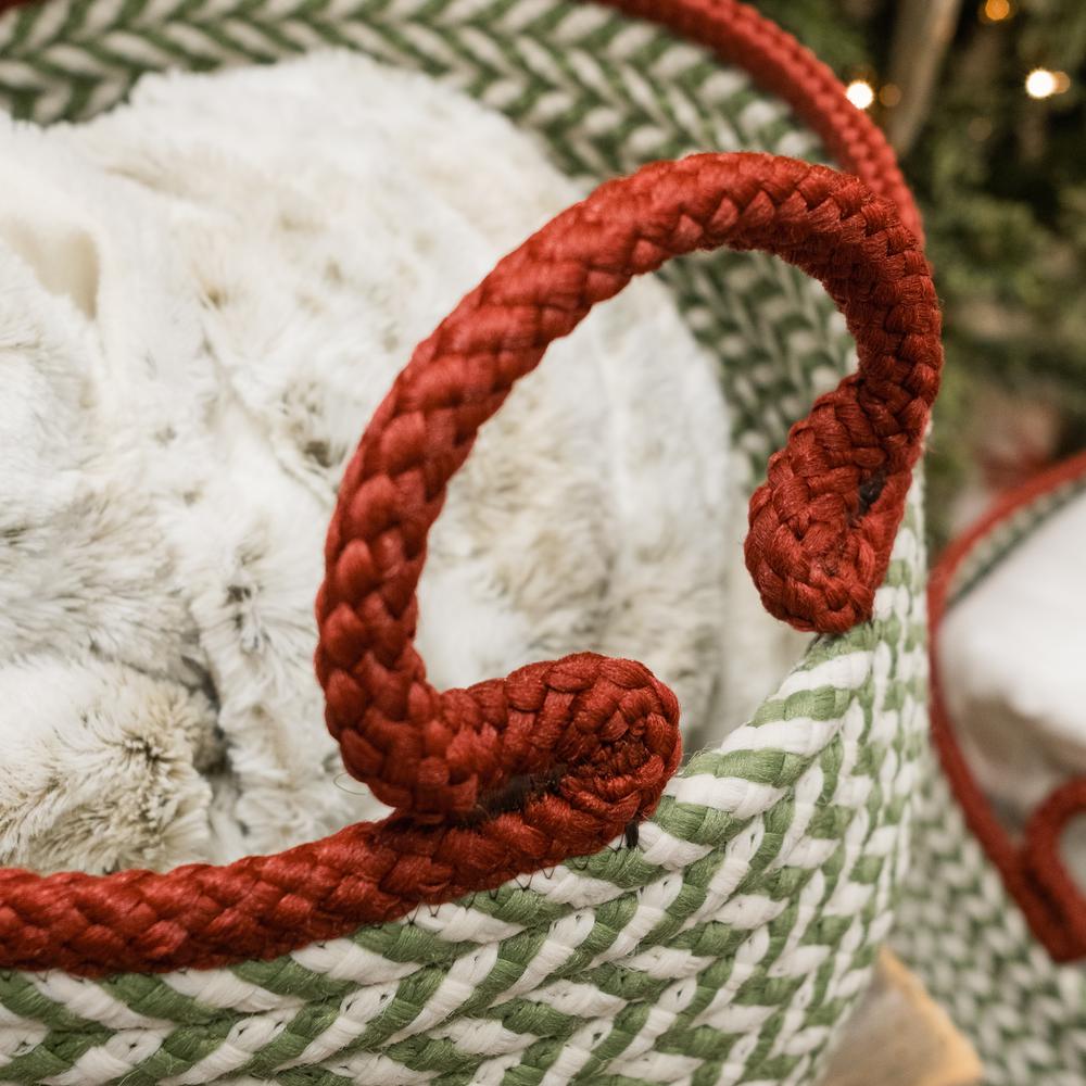 Kringle Christmas Floor Basket - Wreath Green 18"x18"x16". Picture 3