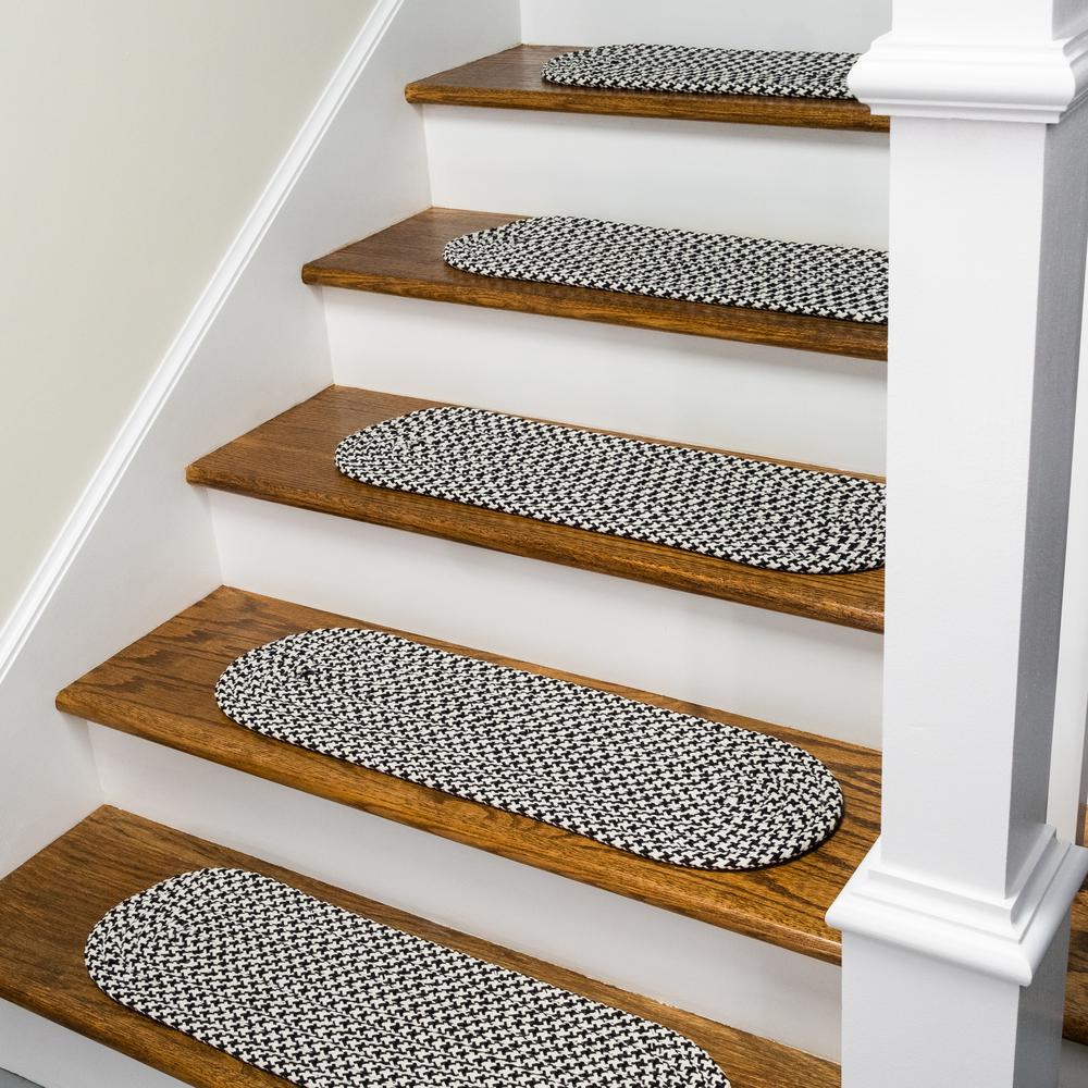 Milton Houndstooth Tweed Stair Treads ON49A008X028-4. Picture 1