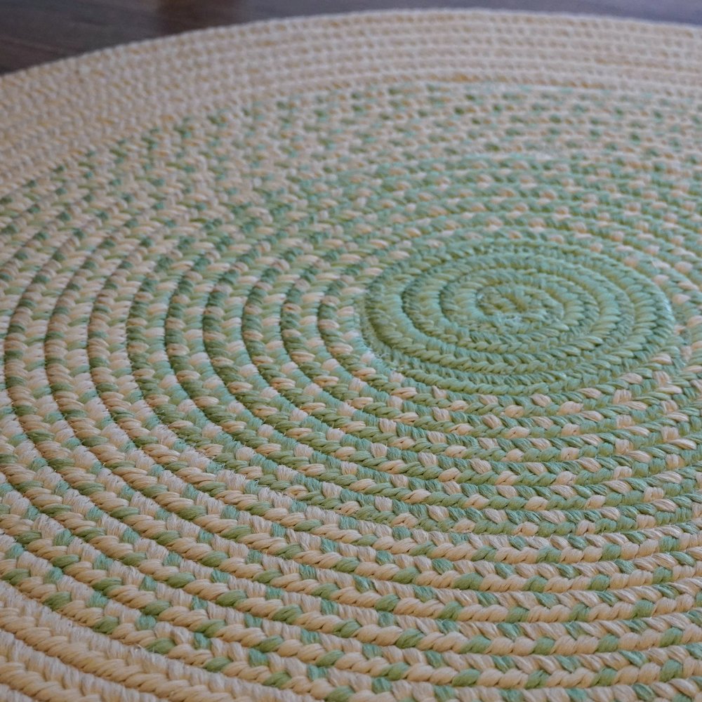 Mohave Braid Round - Moss Green - 11' x 11'. Picture 6