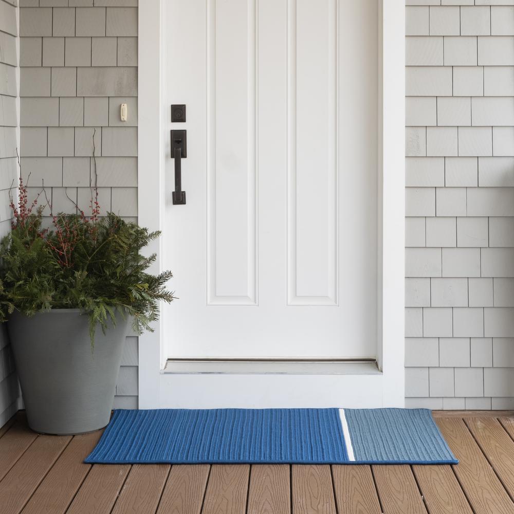 Vecina Doormats - Shiplap Blue 30" x 48". Picture 2