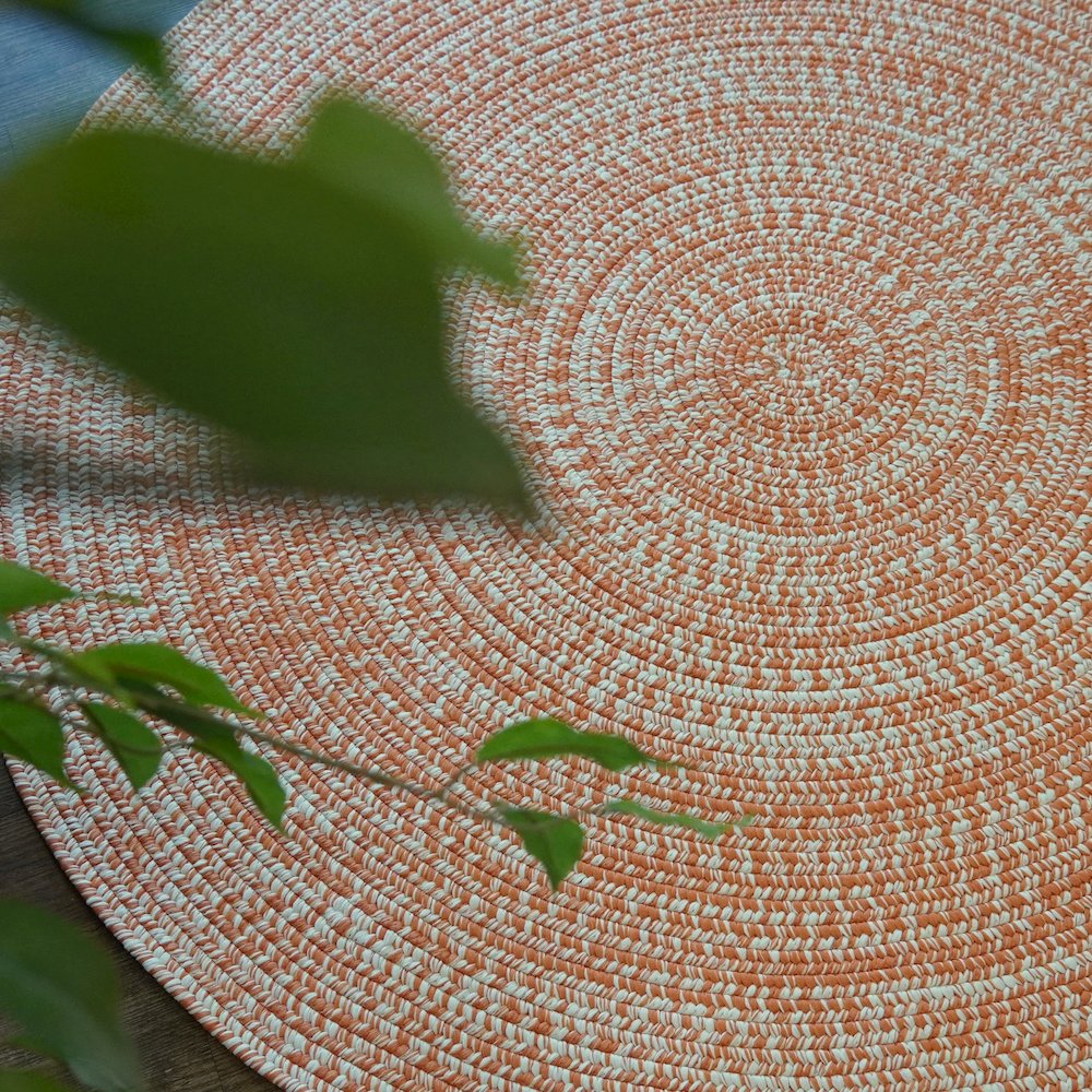 Hawaiian Multi Round - Rusted Orange - 10' x 10'. Picture 3