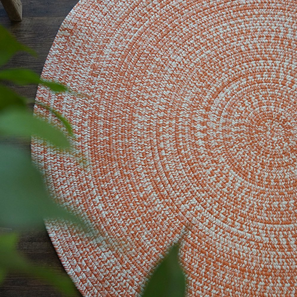 Hawaiian Multi Round - Rusted Orange - 10' x 10'. Picture 9