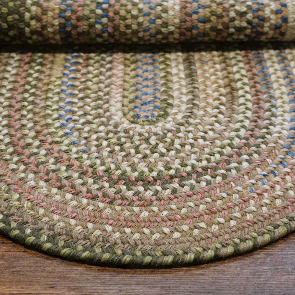 Oval Rug New England Braid - Urban Brown 7' x 9'. Picture 3