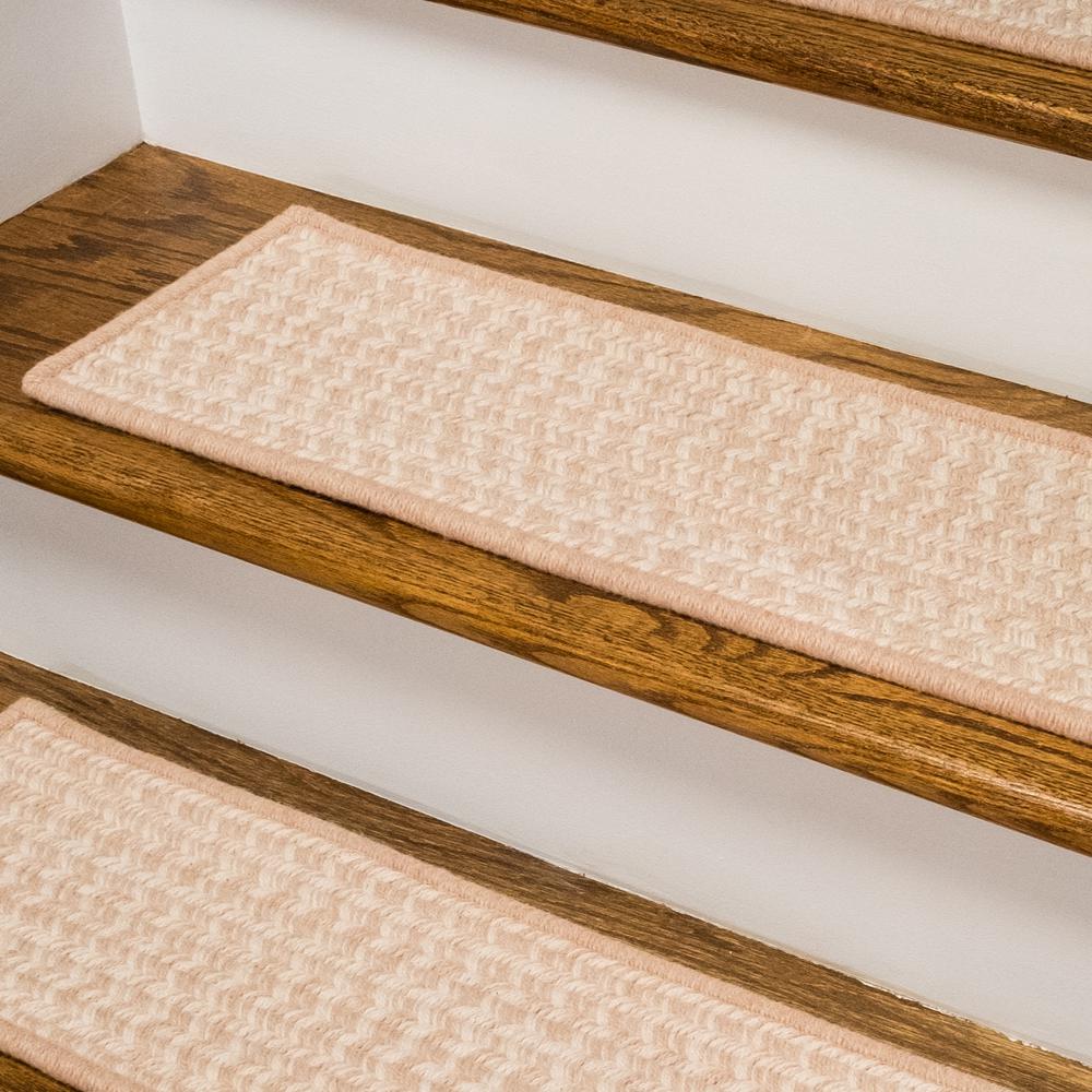 Hayley Tweed Stair Treads HT91A008X028SX. Picture 3