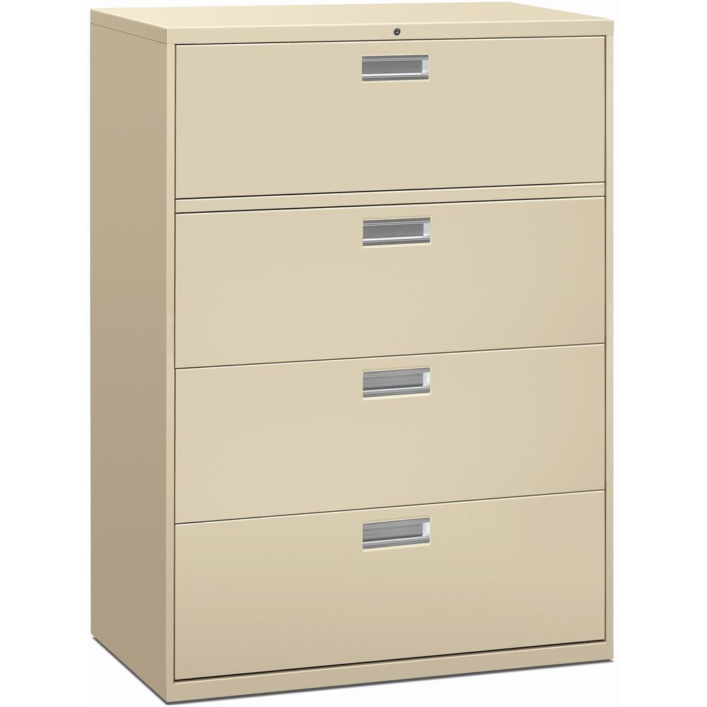 HON Brigade 600 H694 Lateral File - 42" x 18" x 53.3" - 4 Drawer(s) - Finish: Putty. The main picture.