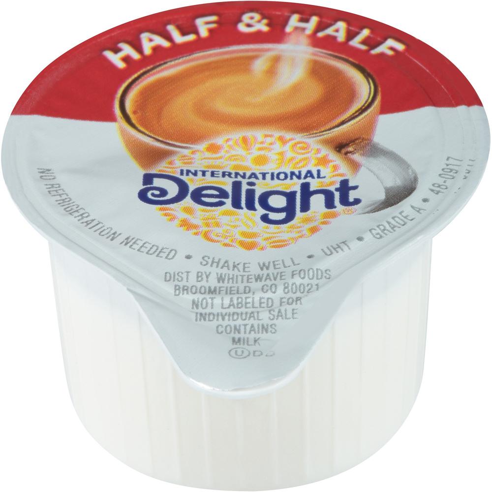 International Delight Half & Half Creamer Singles - 0.03 fl oz (1 mL) - 180/Carton - 1 Serving. Picture 1