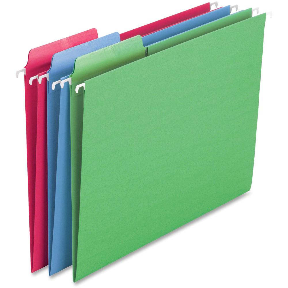 Smead FasTab 1/3 Tab Cut Letter Recycled Hanging Folder - 8 1/2" x 11" - Top Tab Location - Assorted Position Tab Position - Blue, Green, Red - 10% Paper Recycled - 18 / Box. Picture 1