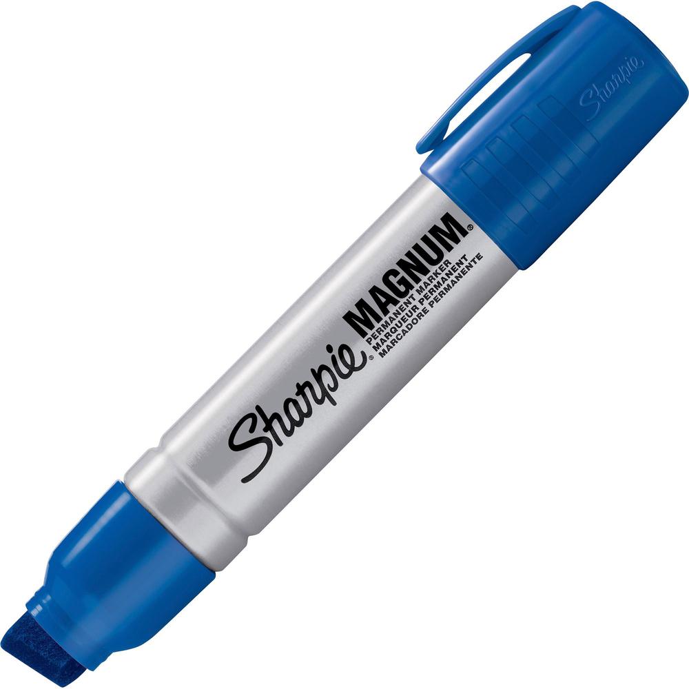Sharpie Magnum Permanent Marker - Jumbo Marker Point - 15.875 mm Marker Point Size - Chisel Marker Point Style - Blue - Plastic Barrel - Felt Tip - 12 / Box. Picture 1