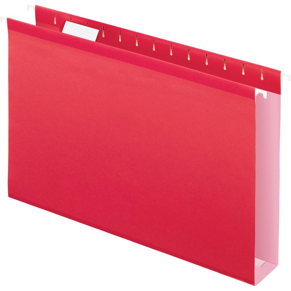 Pendaflex 1/5 Tab Cut Legal Recycled Hanging Folder - 8 1/2" x 14" - 2" Expansion - Pressboard, Poly - Red - 10% Recycled - 25 / Box. The main picture.