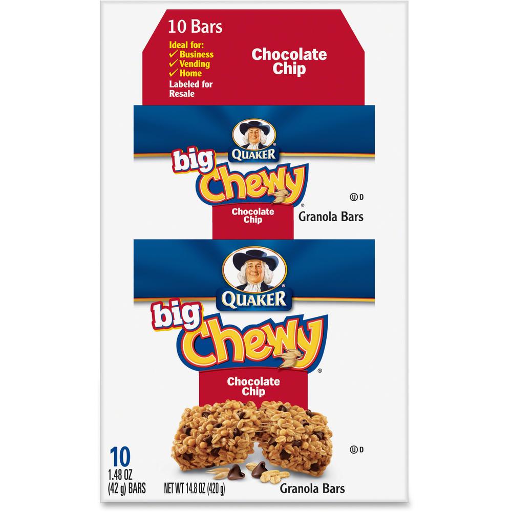 Quaker Oats Chocolate Chip Big Chewy Granola Bar - Individually Wrapped - Chocolate Chip - Box - 1.48 oz - 10 / Box. Picture 1