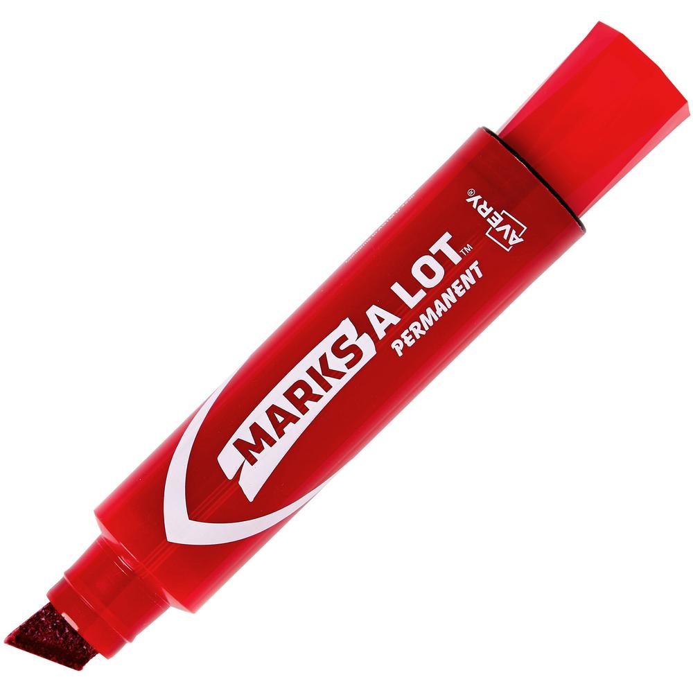 Avery&reg; Jumbo Permanent Markers - Chisel Marker Point Style - Red - Red Barrel - 1 Dozen. Picture 1