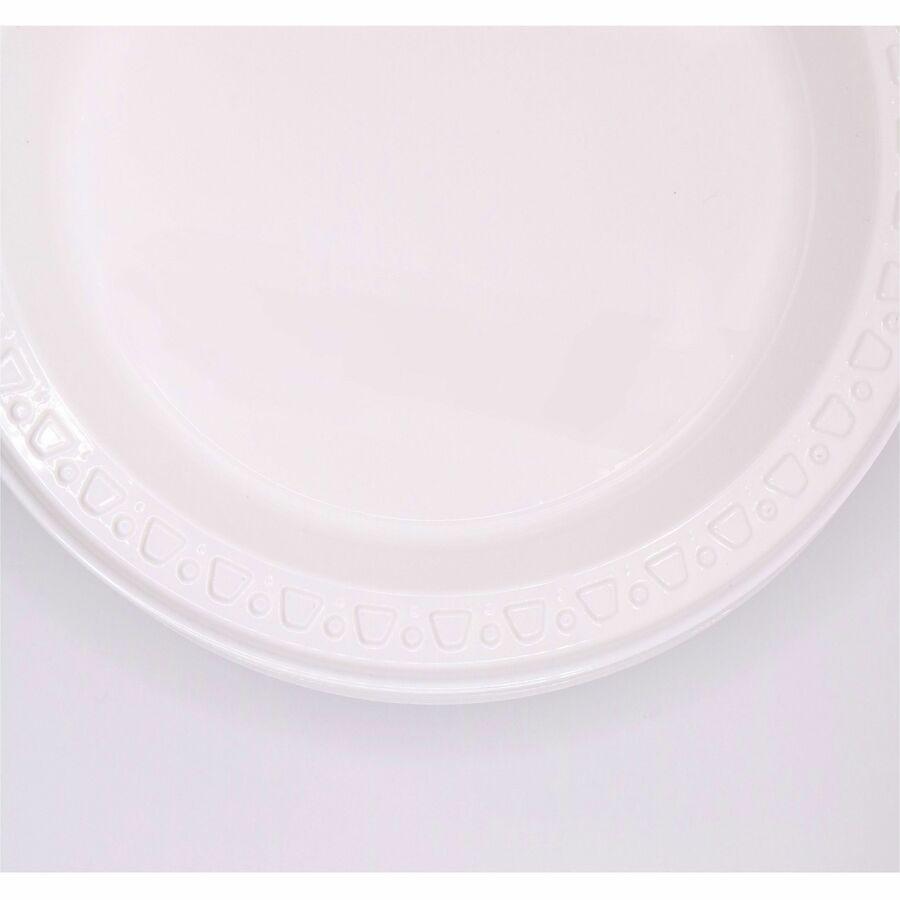 Tablemate 6" Plastic Plates - 6" Diameter - White - Plastic Body - 125 / Pack. Picture 3
