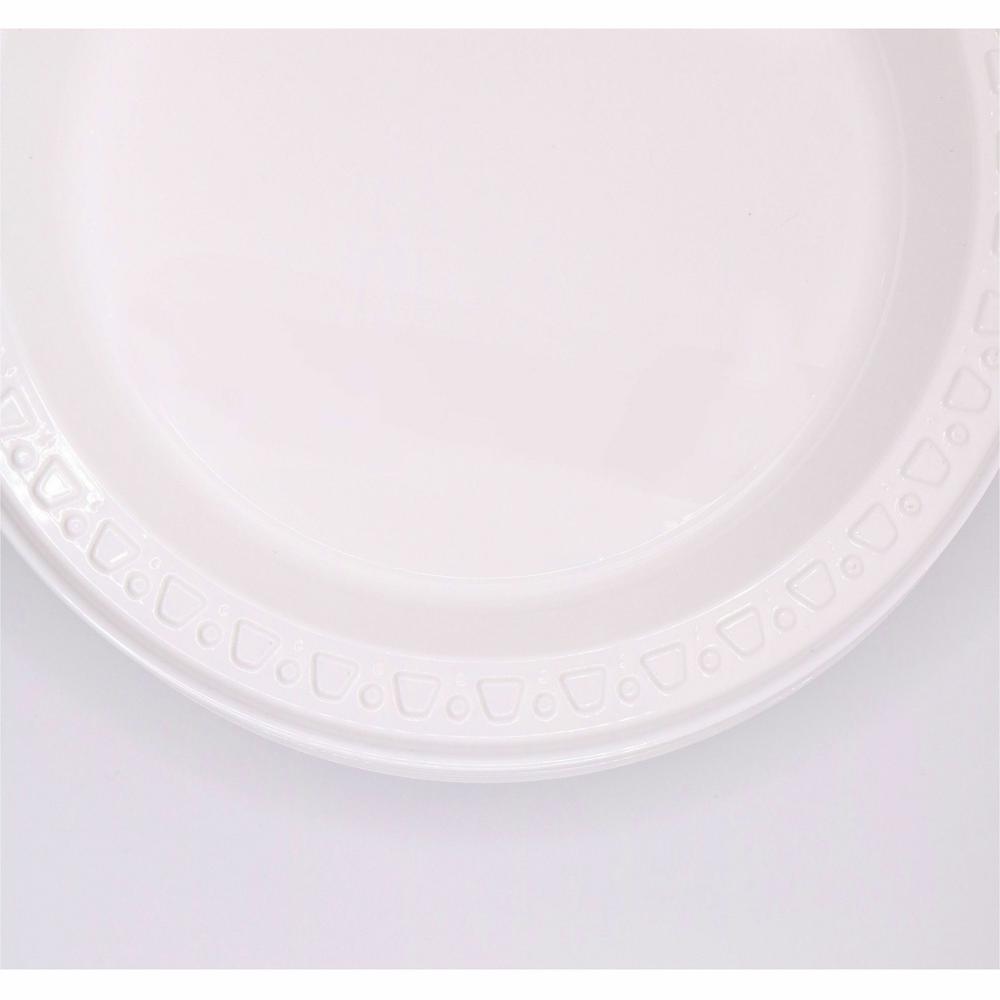 Tablemate 6" Plastic Plates - 6" Diameter - White - Plastic Body - 125 / Pack. Picture 2
