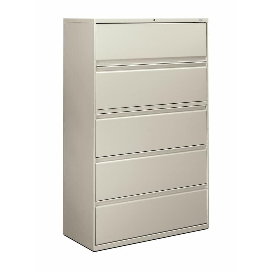 HON Brigade 800 H895 Lateral File - 42" x 18"67" - 5 Drawer(s) - Finish: Light Gray. Picture 2