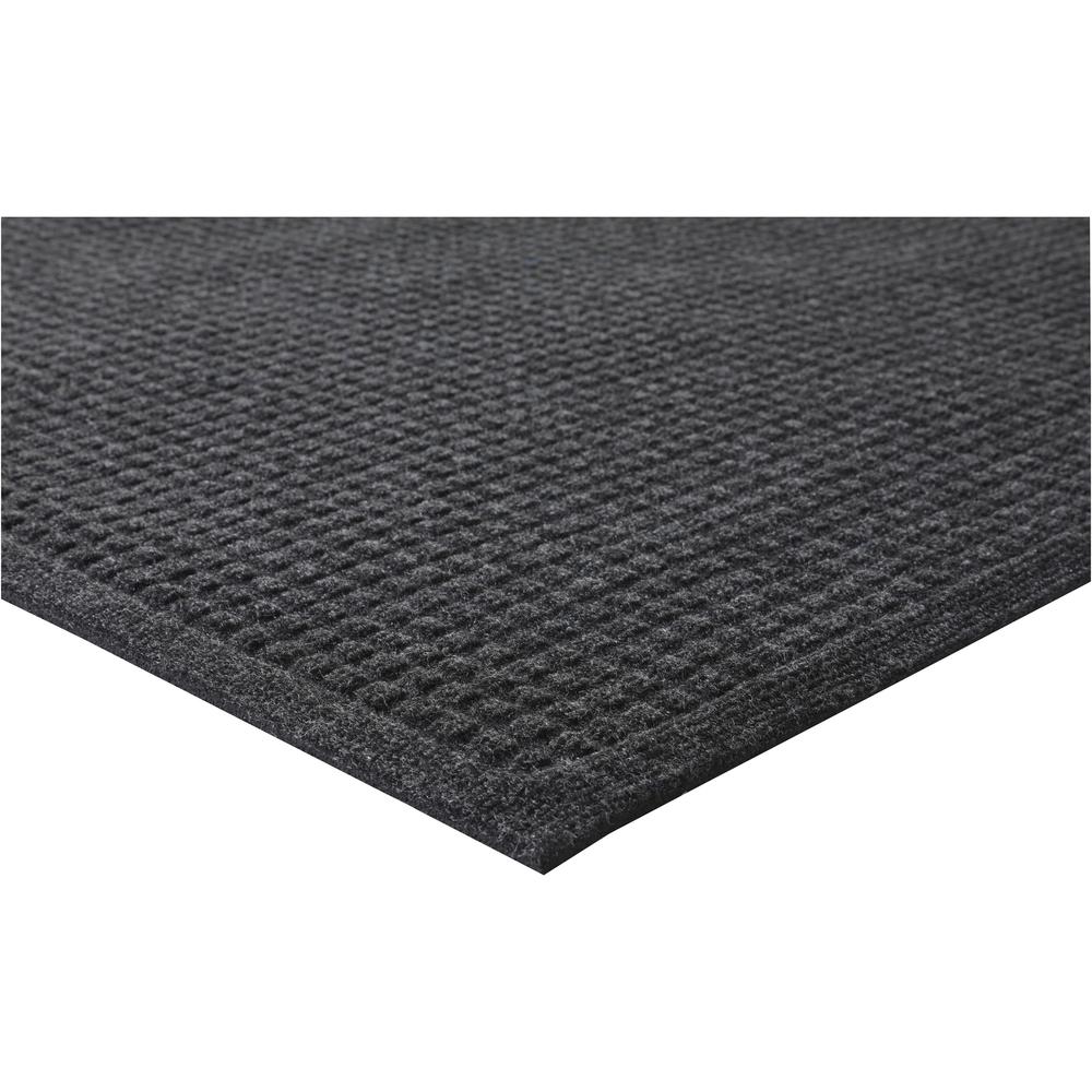 Genuine Joe EcoGuard Indoor Wiper Floor Mats - Indoor - 36" Length x 24" Width - Plastic, Rubber - Charcoal Gray - 1Each. Picture 4