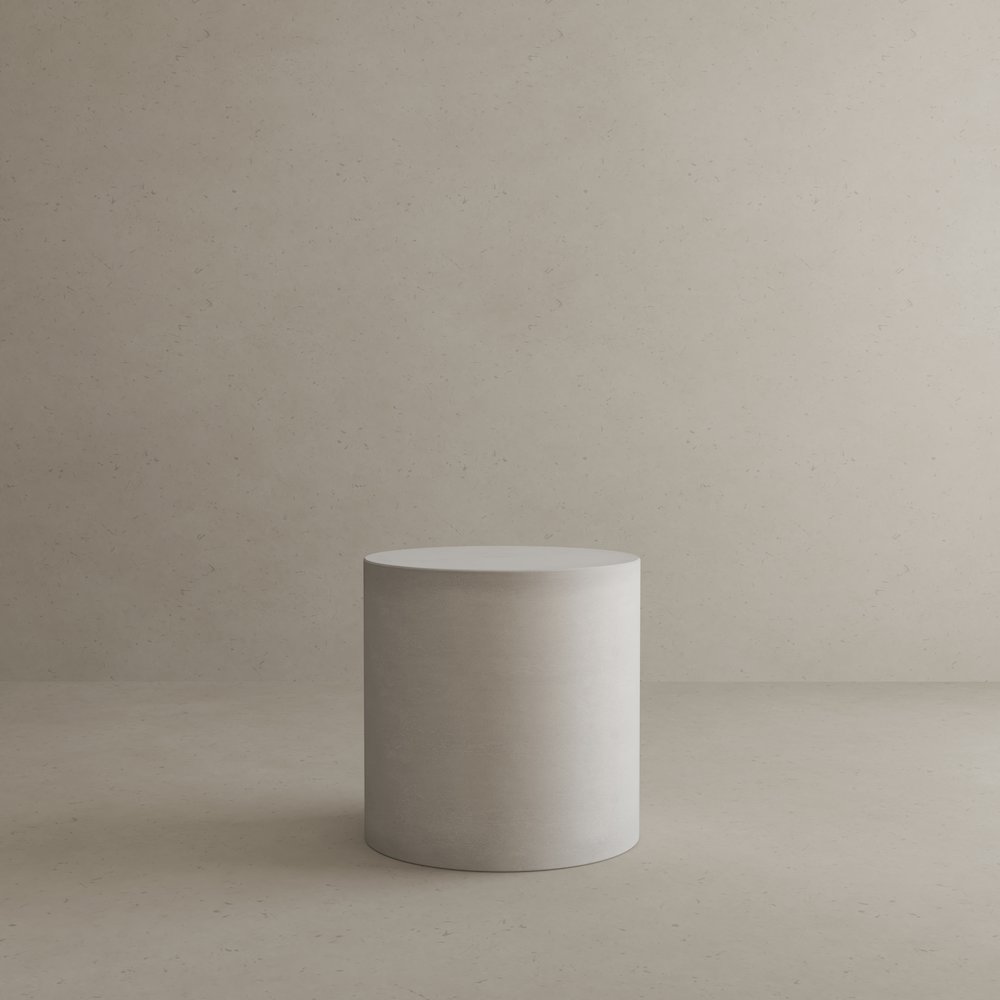 Thurman Side Table in Light Gray Concrete. Picture 5