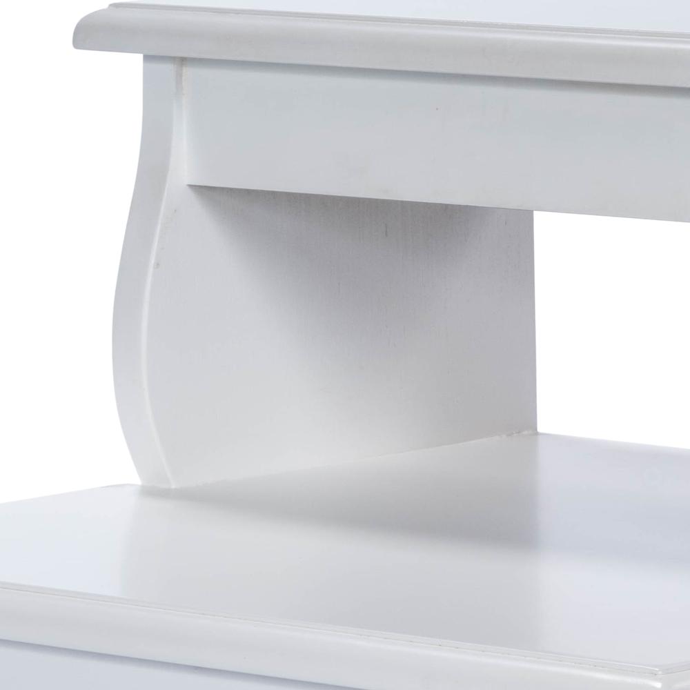 Melrose White Step Stool. Picture 4