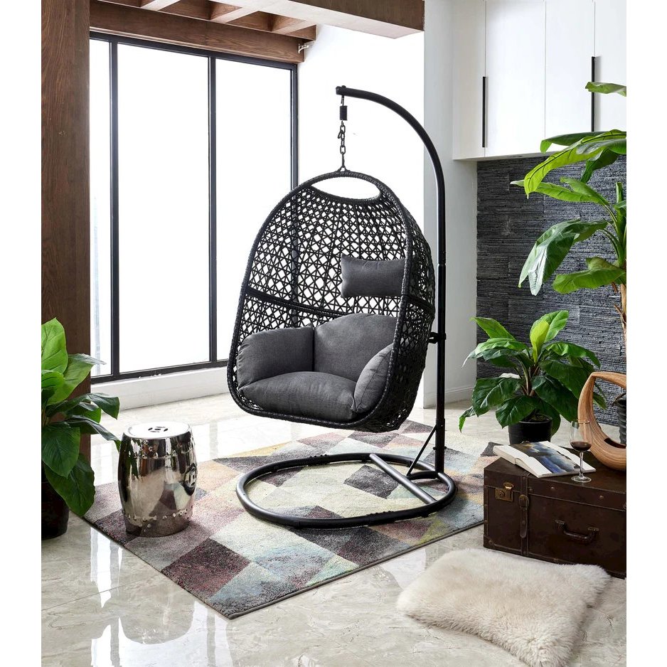 Swing Chair Black. Picture 1