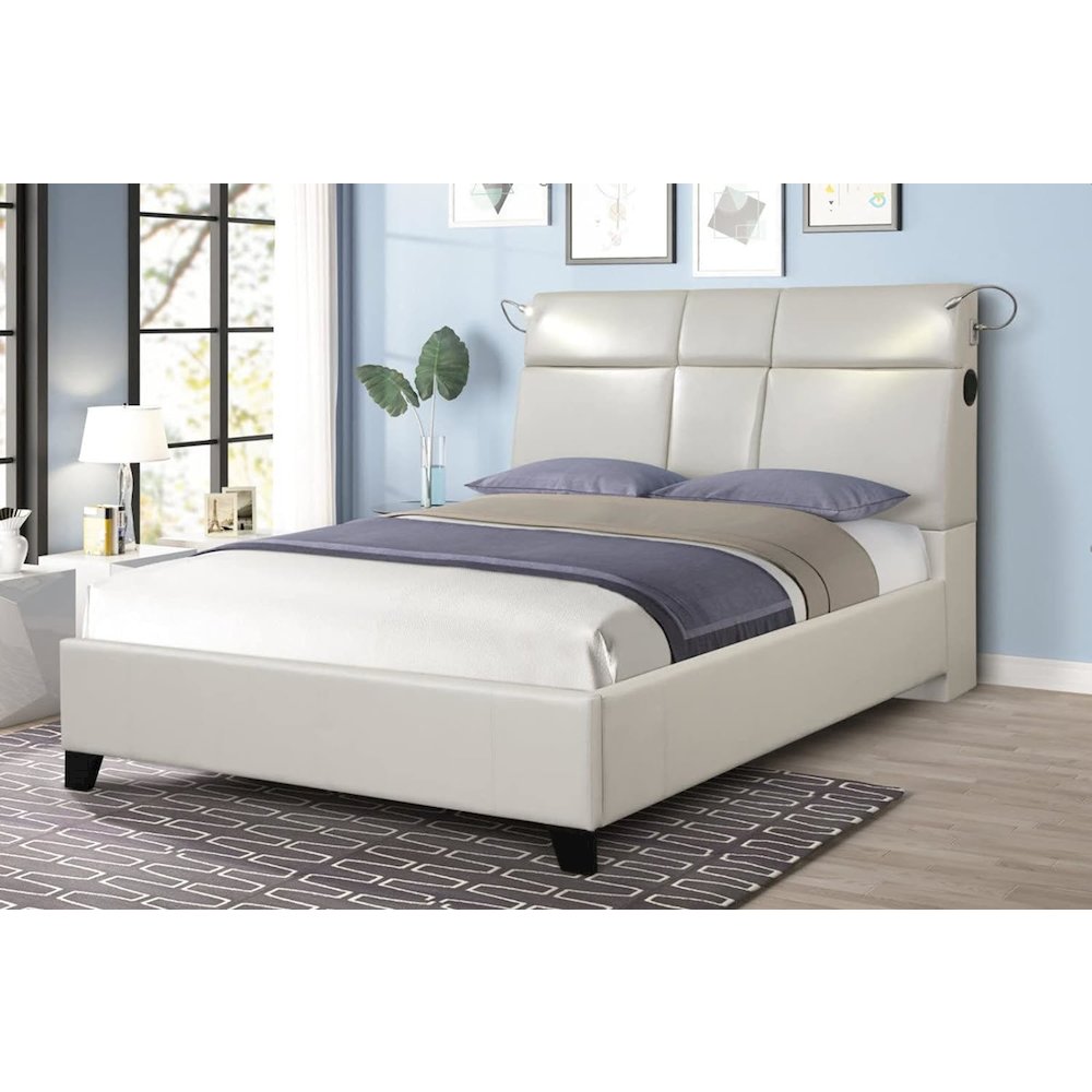 Calypso White King Bed With Bt. Picture 1