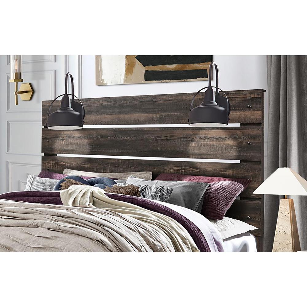 Linwood Dark Oak Queen Bed With Lamps. Picture 3