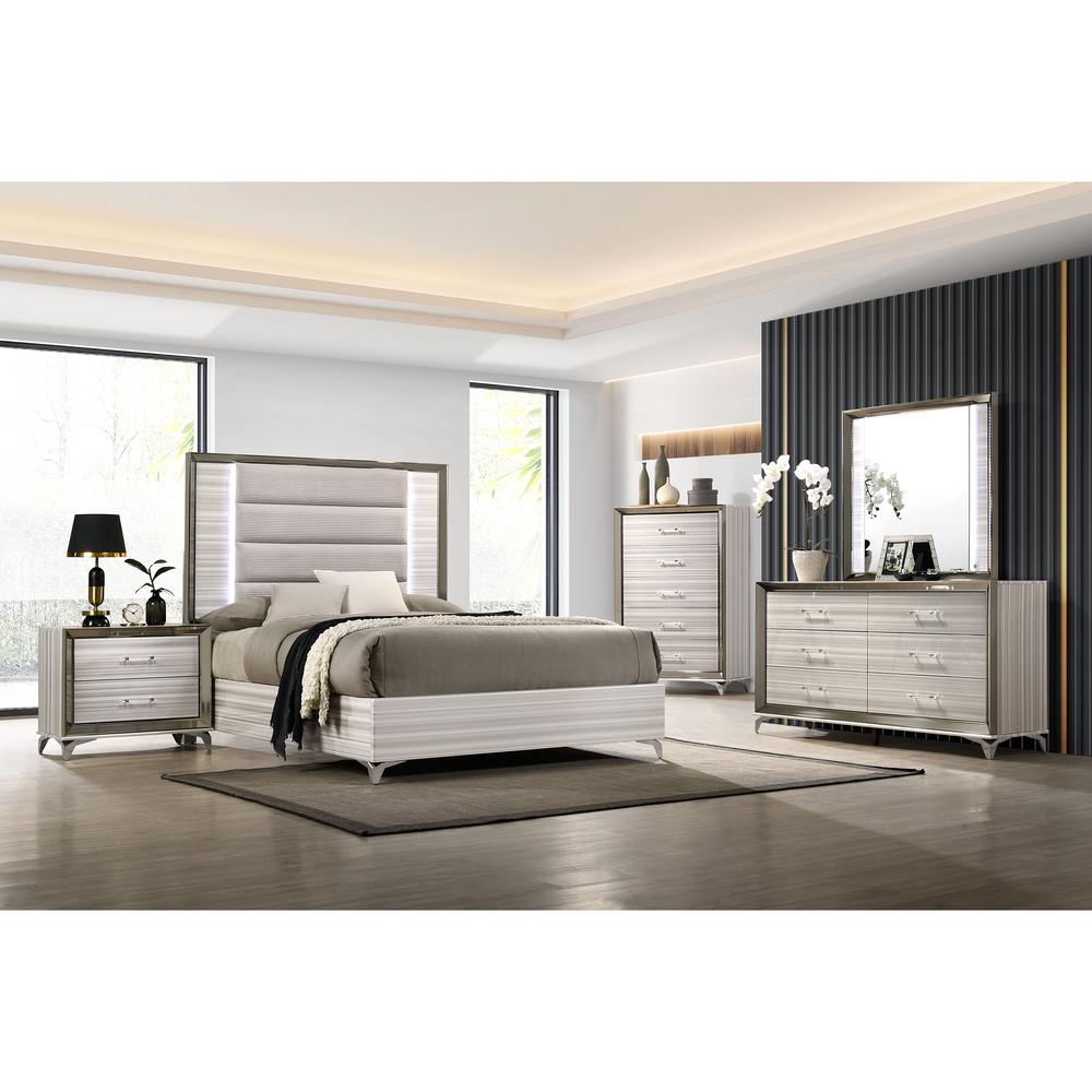 Zambrano White Queen Bed Group. Picture 4