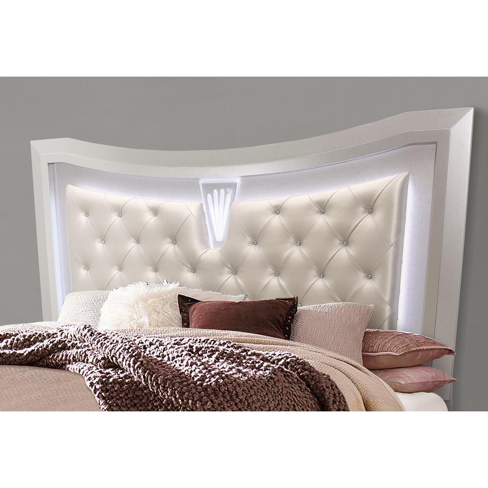 Paris Champagne Queen Bed Group With Led. Picture 1