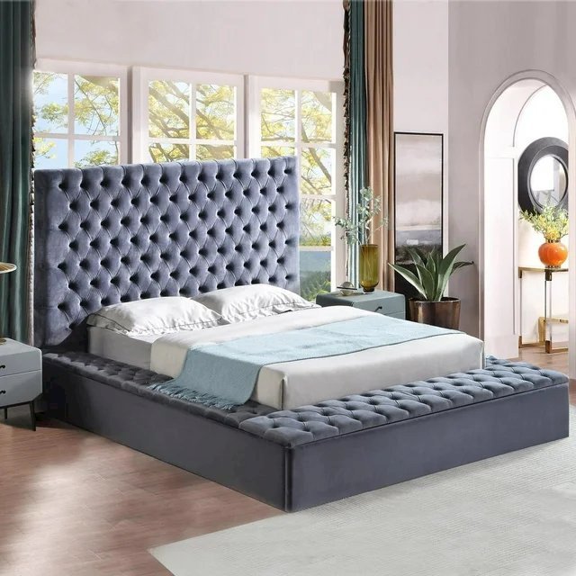 Queen Bed Grey Velvet. Picture 1