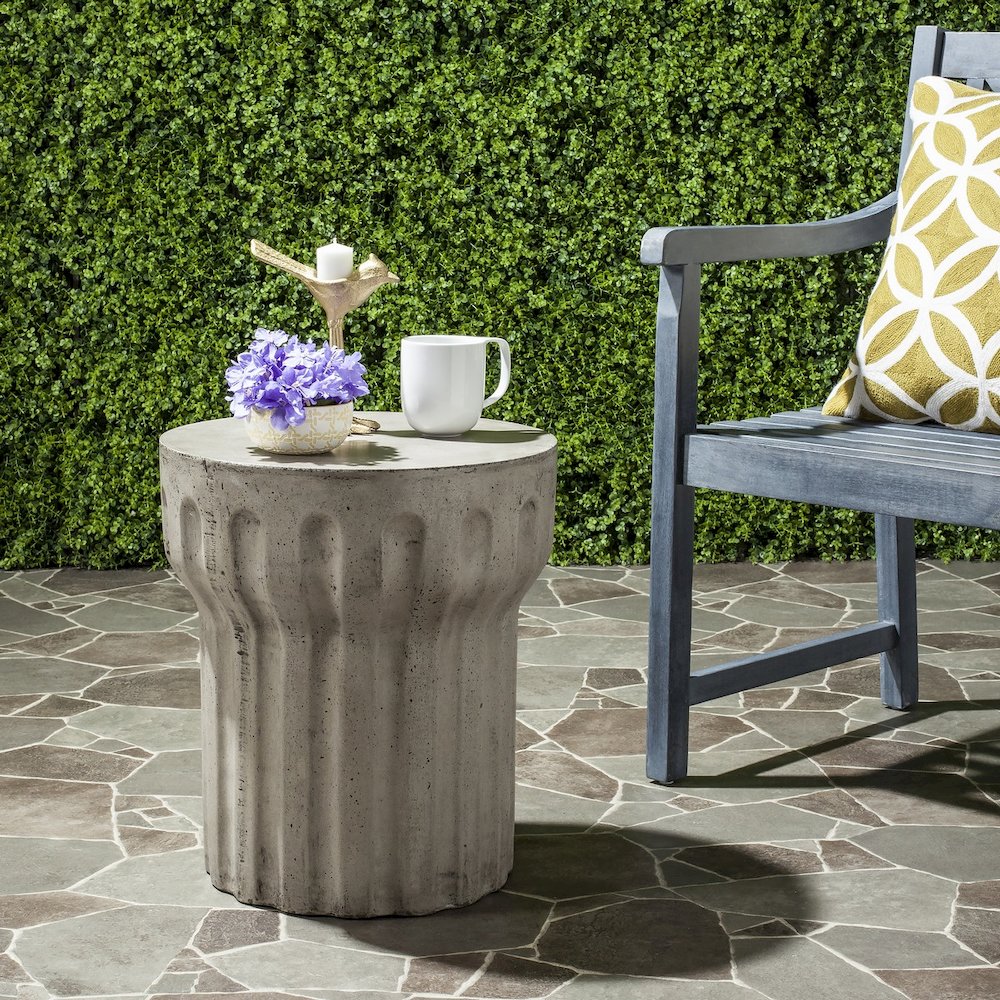 VESTA INDOOR/OUTDOOR MODERN CONCRETE ROUND 15.3-INCH DIA ACCENT TABLE, VNN1009A. Picture 4
