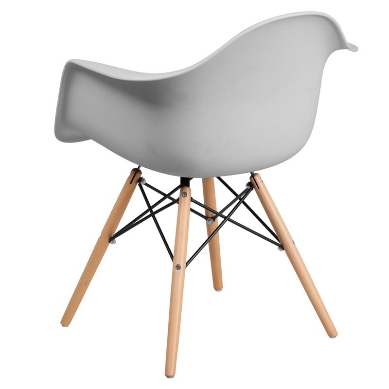 White Plastic Chair with Wooden Legs. Picture 3